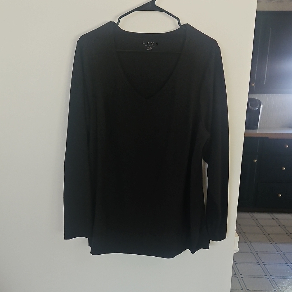 Lane Bryant LIVI Black Top
